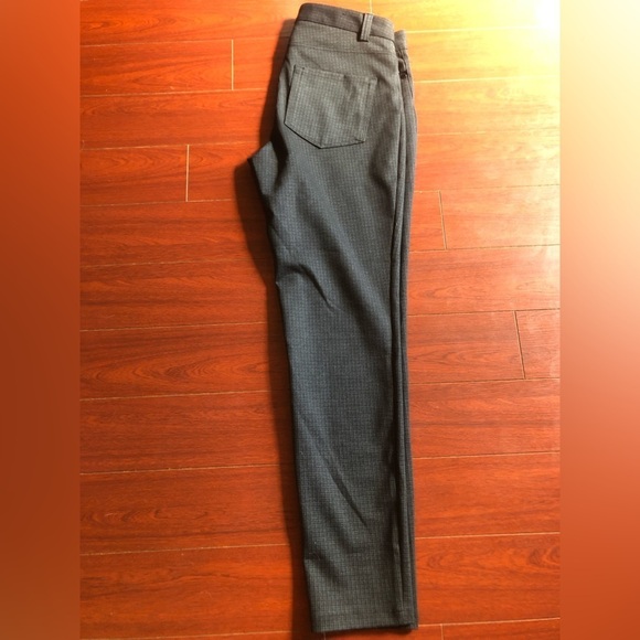 Karl Lagerfeld Paris Checkered Ankle Pants size 8 - Picture 12 of 15